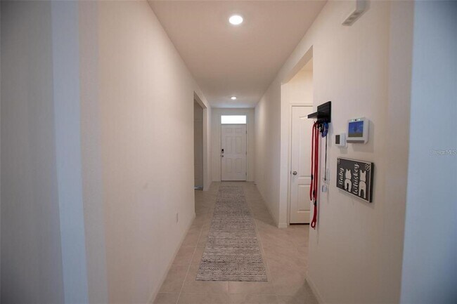 Building Photo - 5062 Foxglove Cir