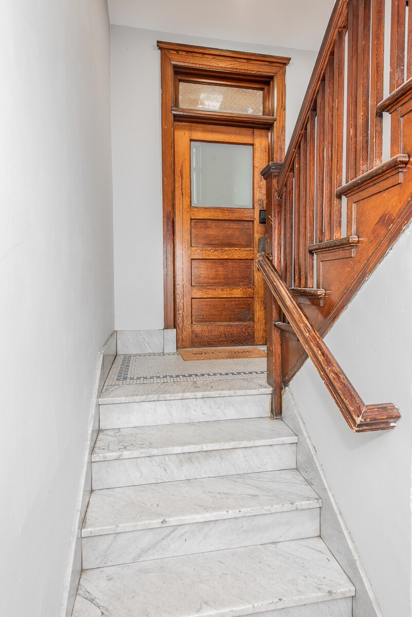 Building Photo - 2015 McNair Ave