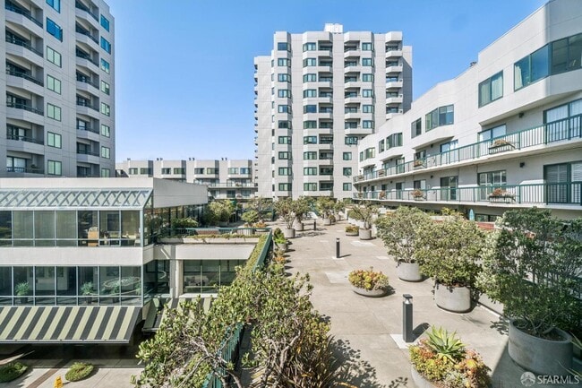Building Photo - 601 Van Ness Ave