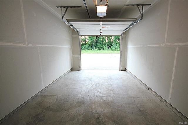 Building Photo - 280 Stonewall Creek Dr