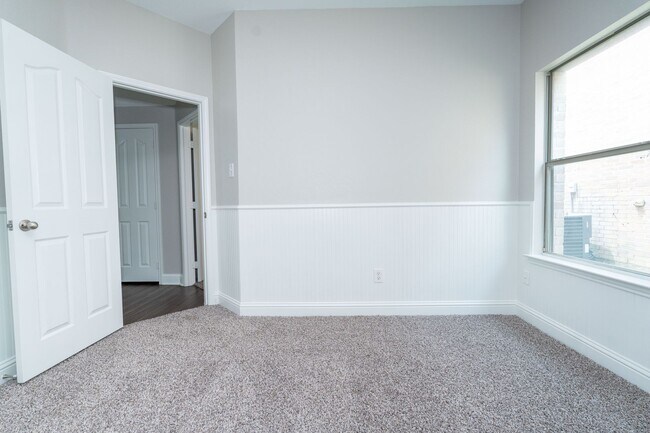 Building Photo - 3105 Whispering Pine Blvd