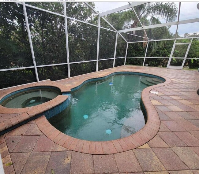 Building Photo - 1730 Lady Palm Ct