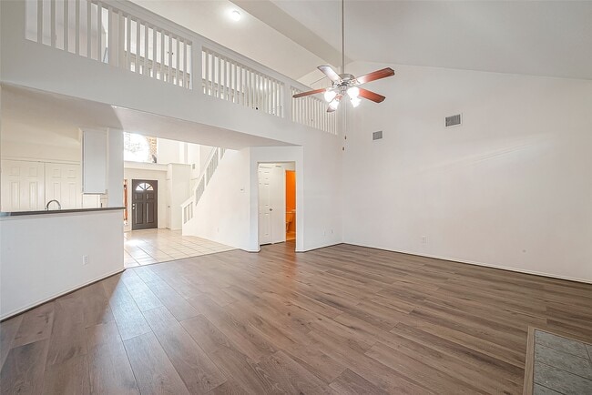 Building Photo - 17210 Double Lilly Dr