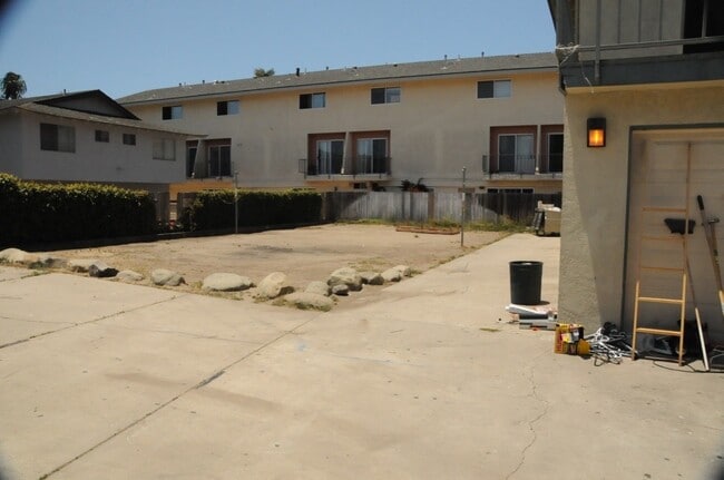 Building Photo - 6527 Sabado Tarde Rd