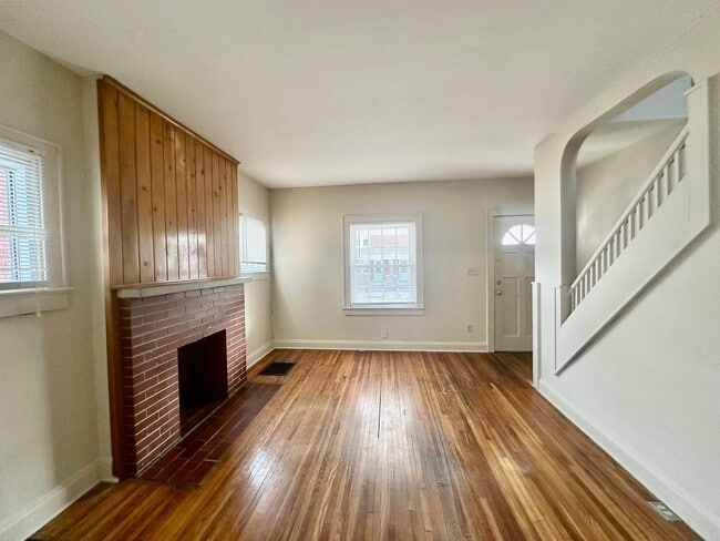 Building Photo - 66 W California Ave