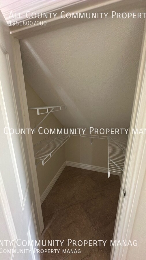 Building Photo - 16285 Capella St