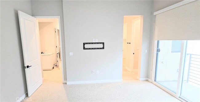 Building Photo - 2120 Sagebrush Walk