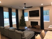 Building Photo - 3832 Amalia Pl