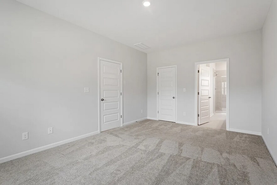 Building Photo - 209 Meadowbark Bnd