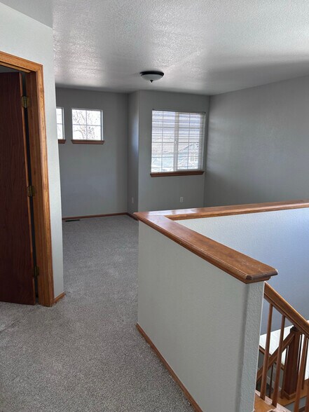 Building Photo - 4324 Ravenswood Ct