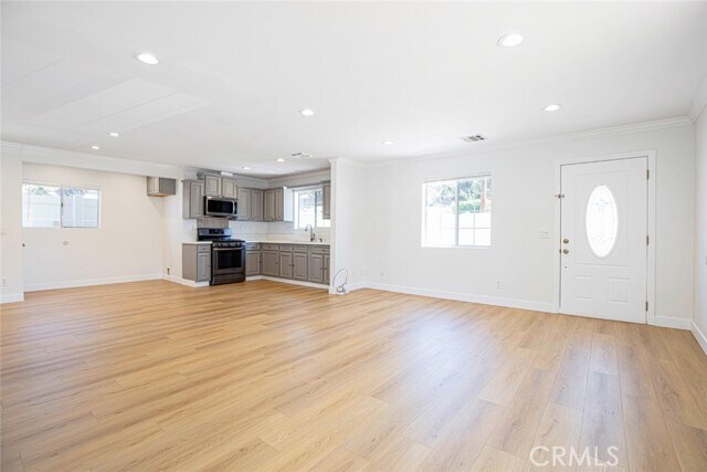Building Photo - 10531 Greenburn Ave