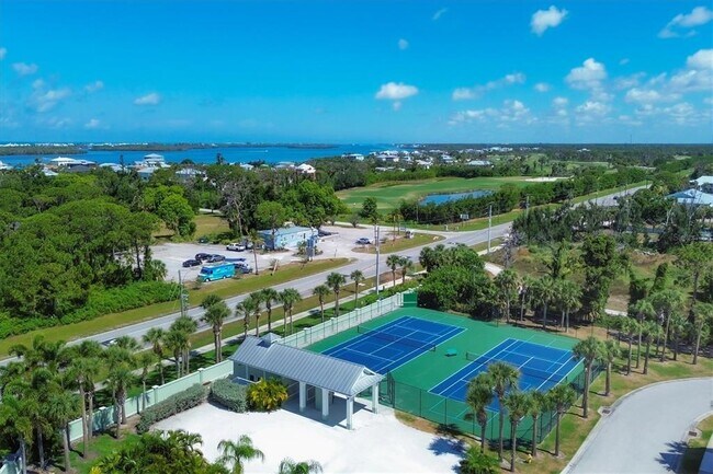 Building Photo - 10720 Lemon Creek Loop