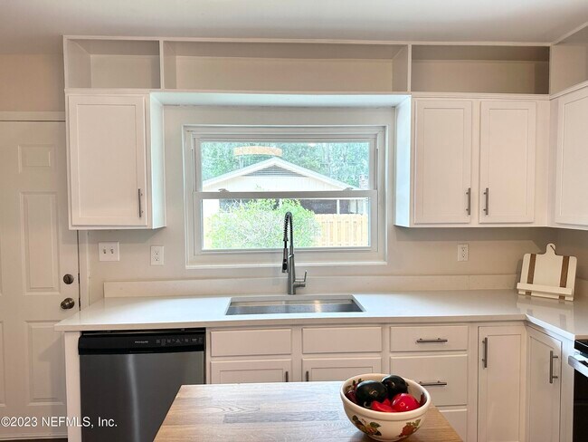Building Photo - 5093 Ortega Cove Cir