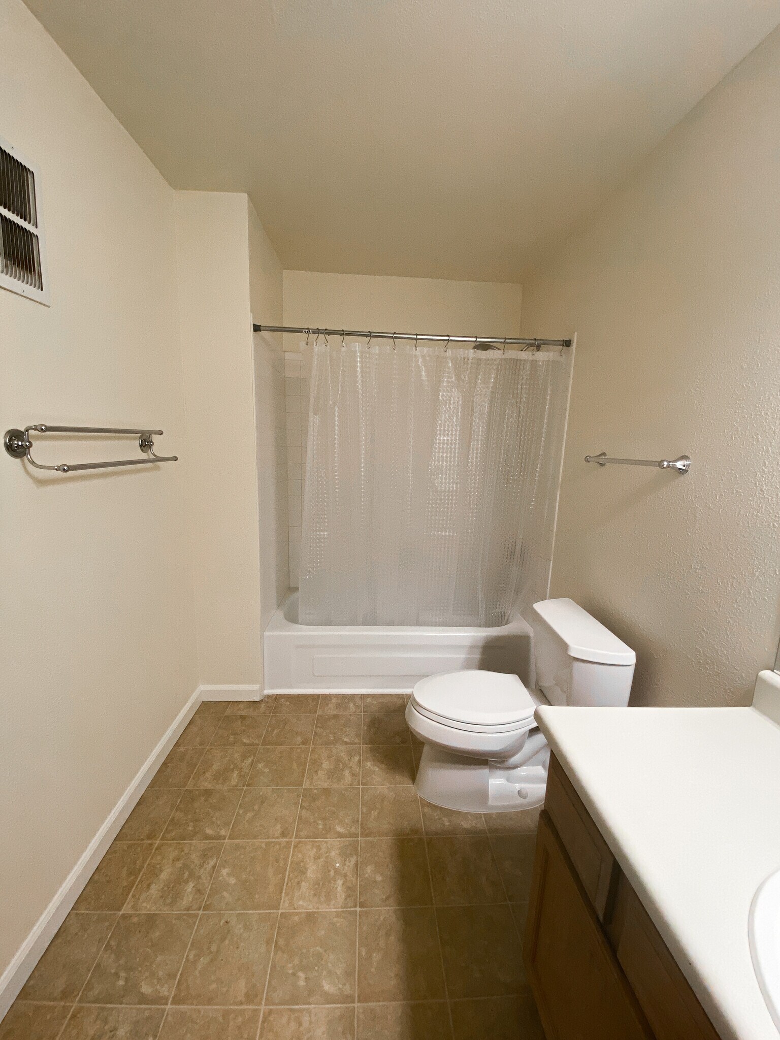 Building Photo - 430 Zang St