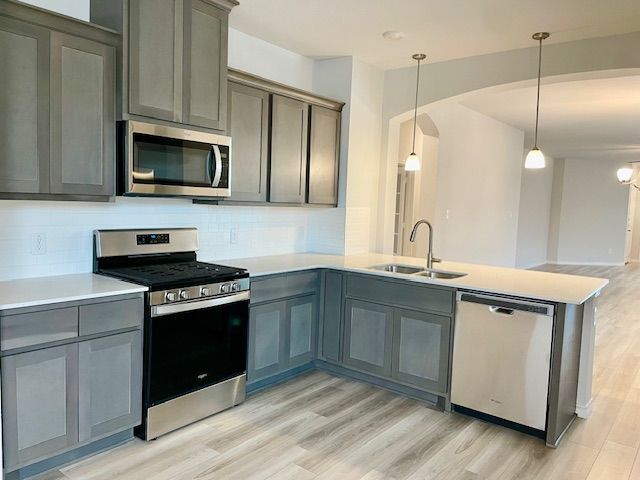 Building Photo - 803 Mineral Wells Ln