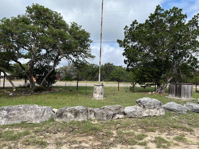Building Photo - 577 Pleasant View Dr