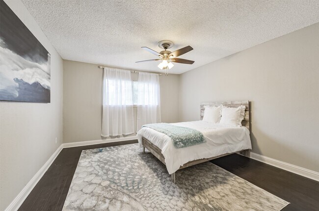 Building Photo - 14111 Misty Meadow Ln