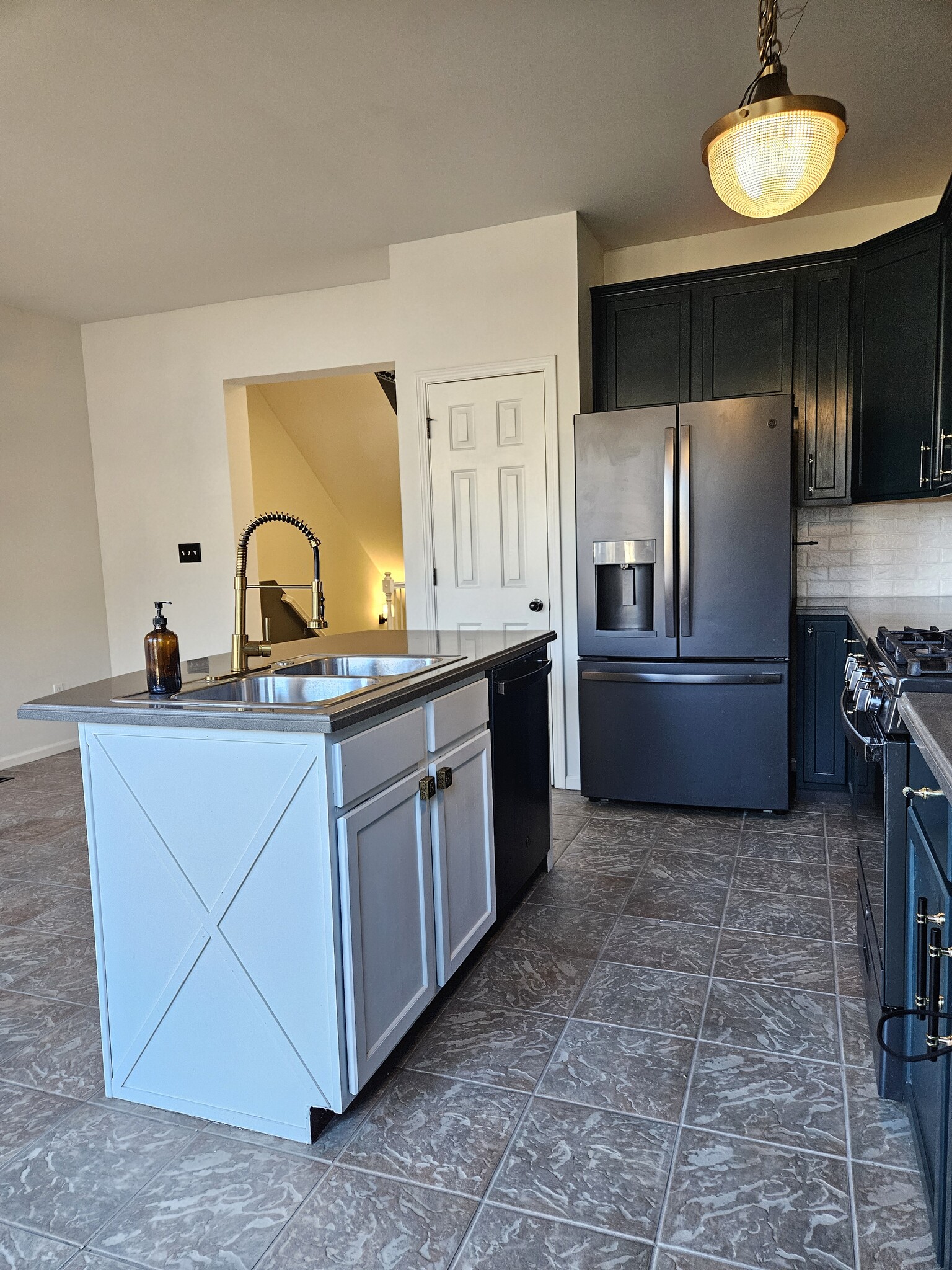 Building Photo - 4361 Grove Field Park NW