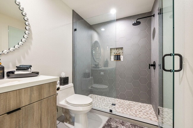 Building Photo - 76658 Daffodil Dr