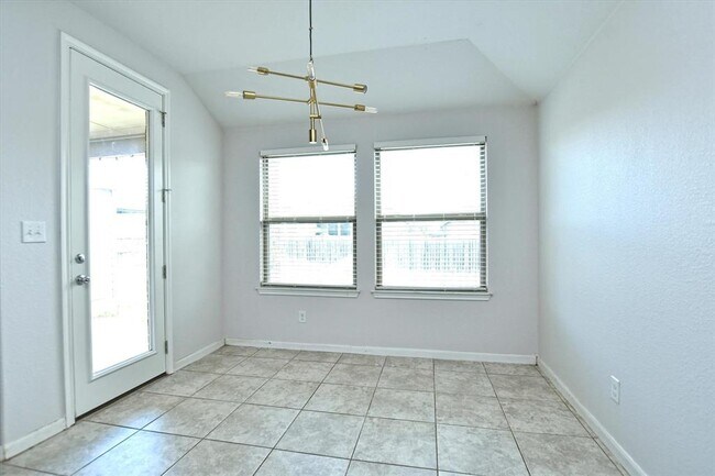 Building Photo - 5671 Corsica Loop