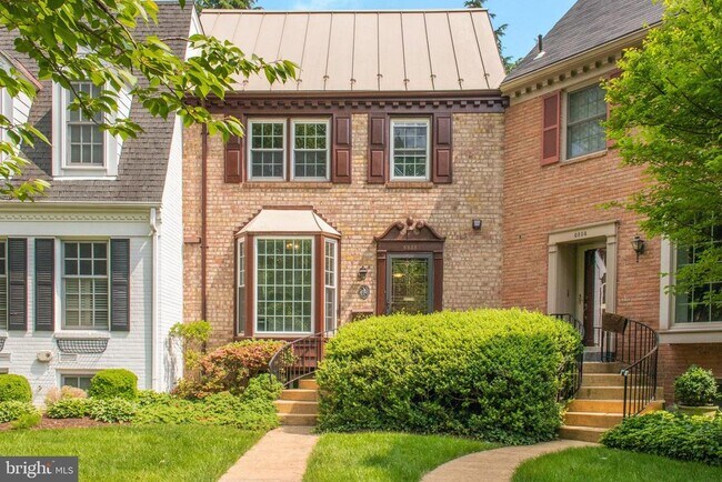 Building Photo - 6806 Melrose Dr
