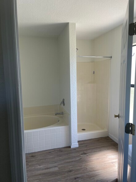 Building Photo - 1055 Bismarck Rd