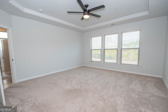 Building Photo - 147 Soundview Trce