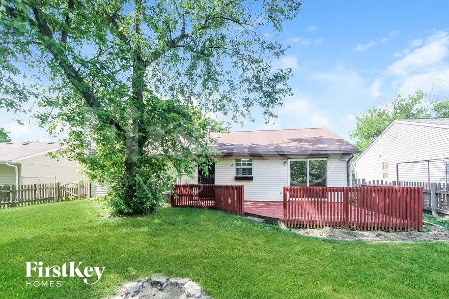 Building Photo - 5411 Padre Ln