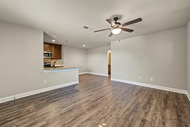 Building Photo - 3216 S Cherry Ln