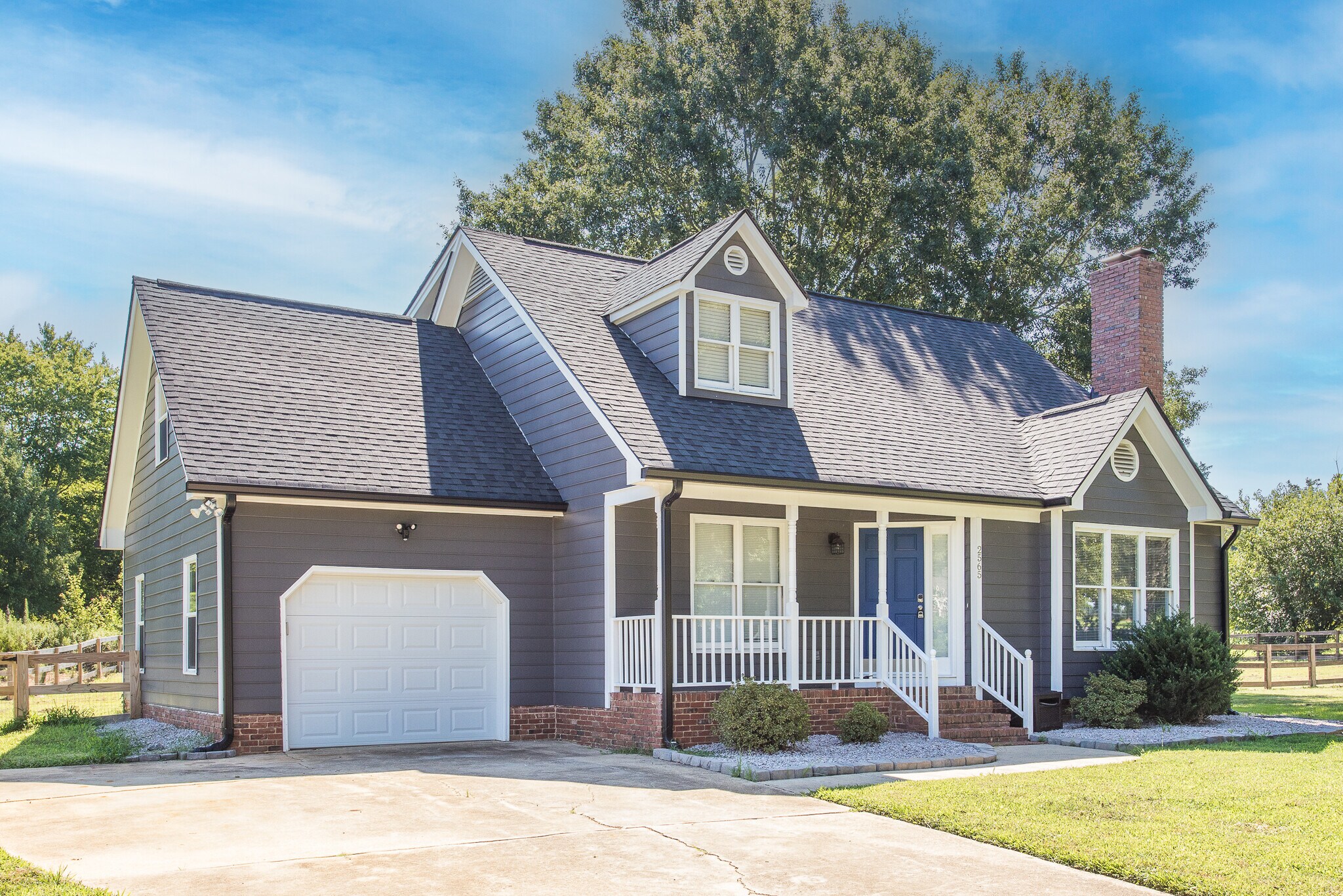 Building Photo - 2565 Oakes Plantation Dr