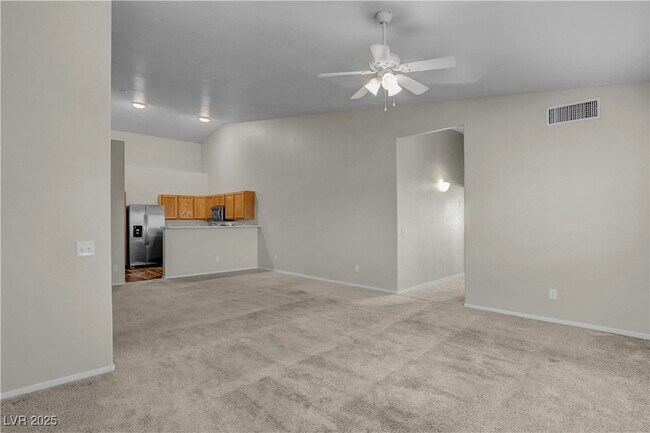 Building Photo - 2052 Jade Creek St