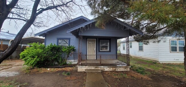 Primary Photo - 404 S Alabama St