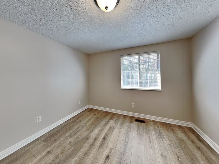 Building Photo - 7315 Connan Ln