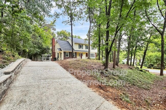 Building Photo - 11323 Harrowfield Rd