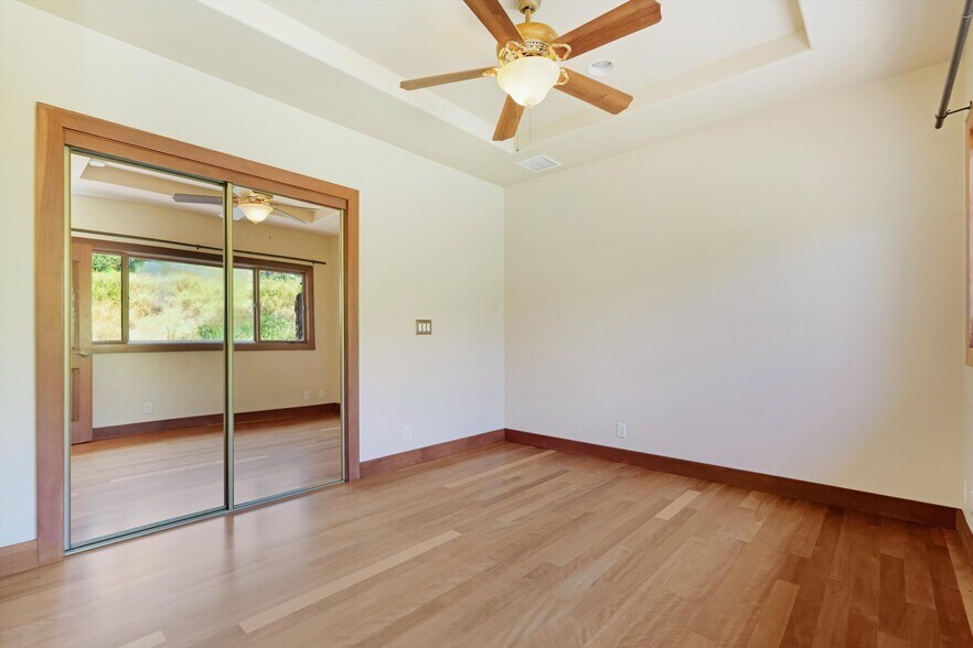 Building Photo - 44 Lau Niu Way