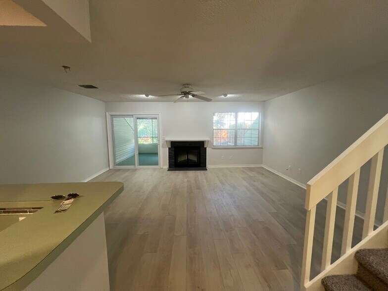 Building Photo - 1535 Summer Sands Dr