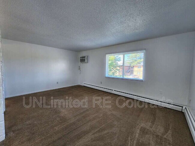 Building Photo - 1617 14th Ave