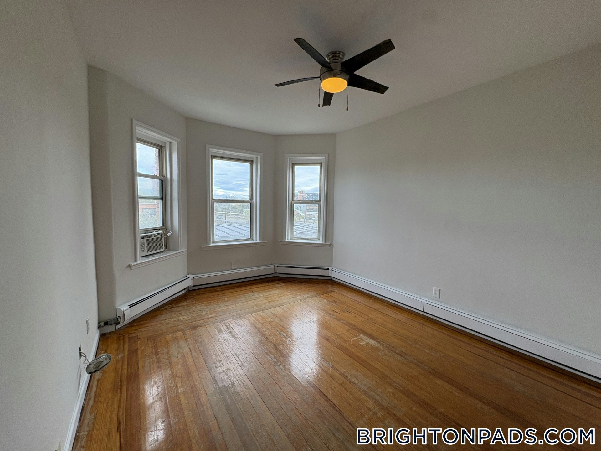 Building Photo - 6 Litchfield St