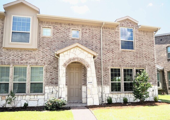 Building Photo - 3117 Solana Cir