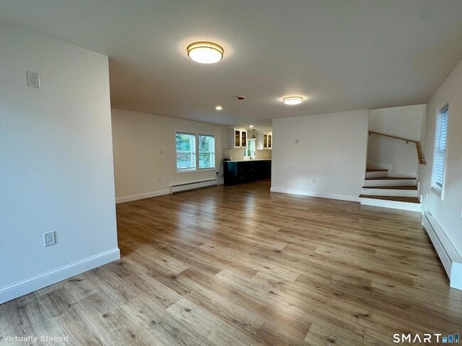 Building Photo - 6 Stevens Rd