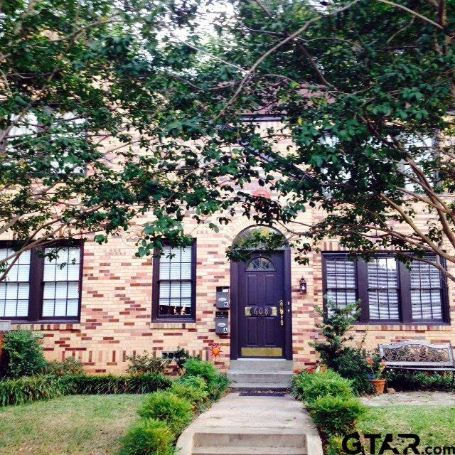 Building Photo - 608 W 3rd St