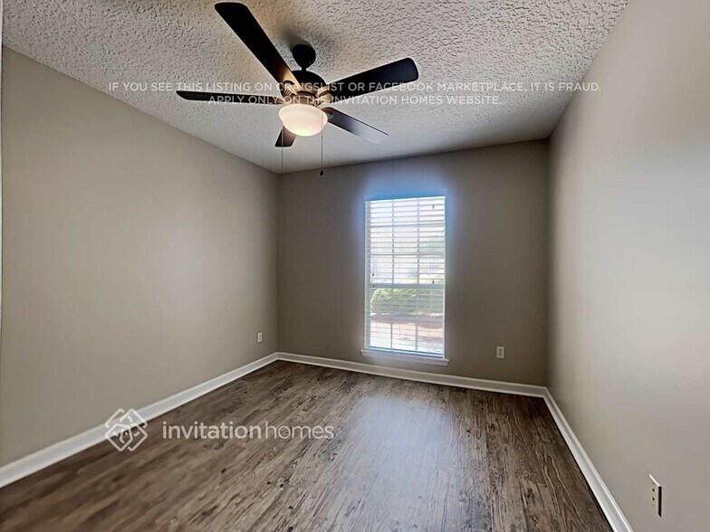 Building Photo - 8627 Stanmoor Ct
