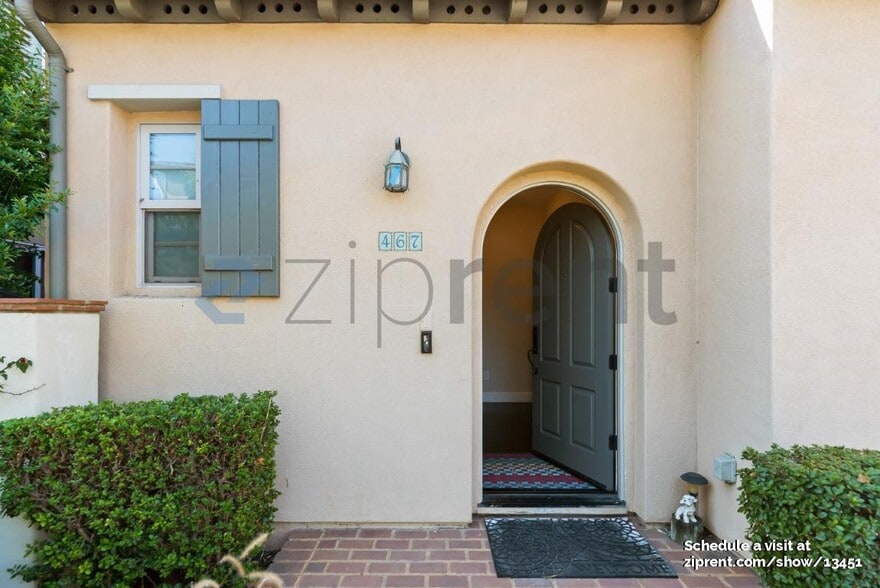 Building Photo - 467 Crab Apple Terrace