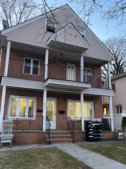 Building Photo - 8036 242nd St