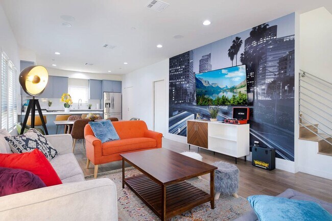 Building Photo - 6650 Leland Way