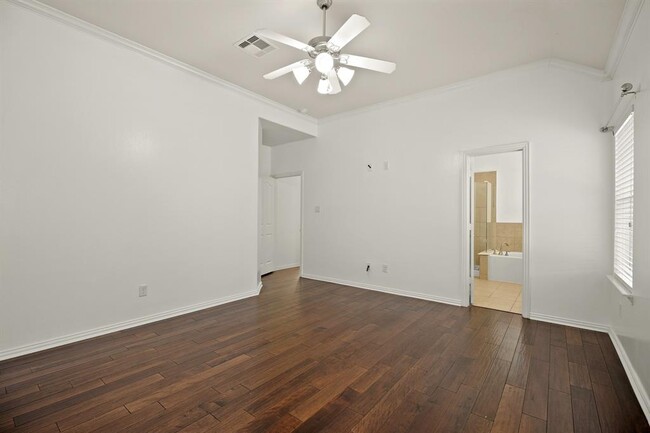 Building Photo - 2903 Flower Creek Ln