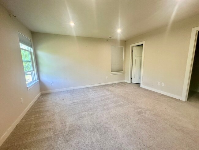 Building Photo - 2923 Hepburn Cir