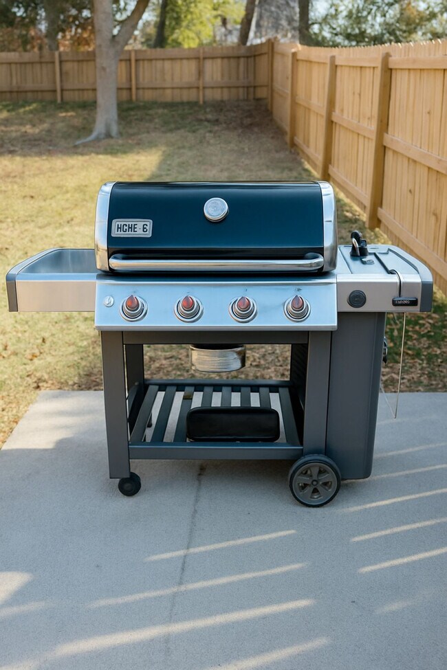 Building Photo - 445 Short Hills Dr