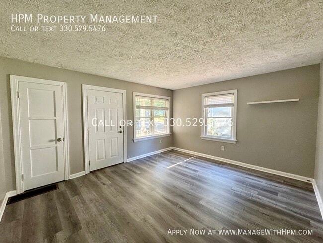 Building Photo - 217 15th St NW