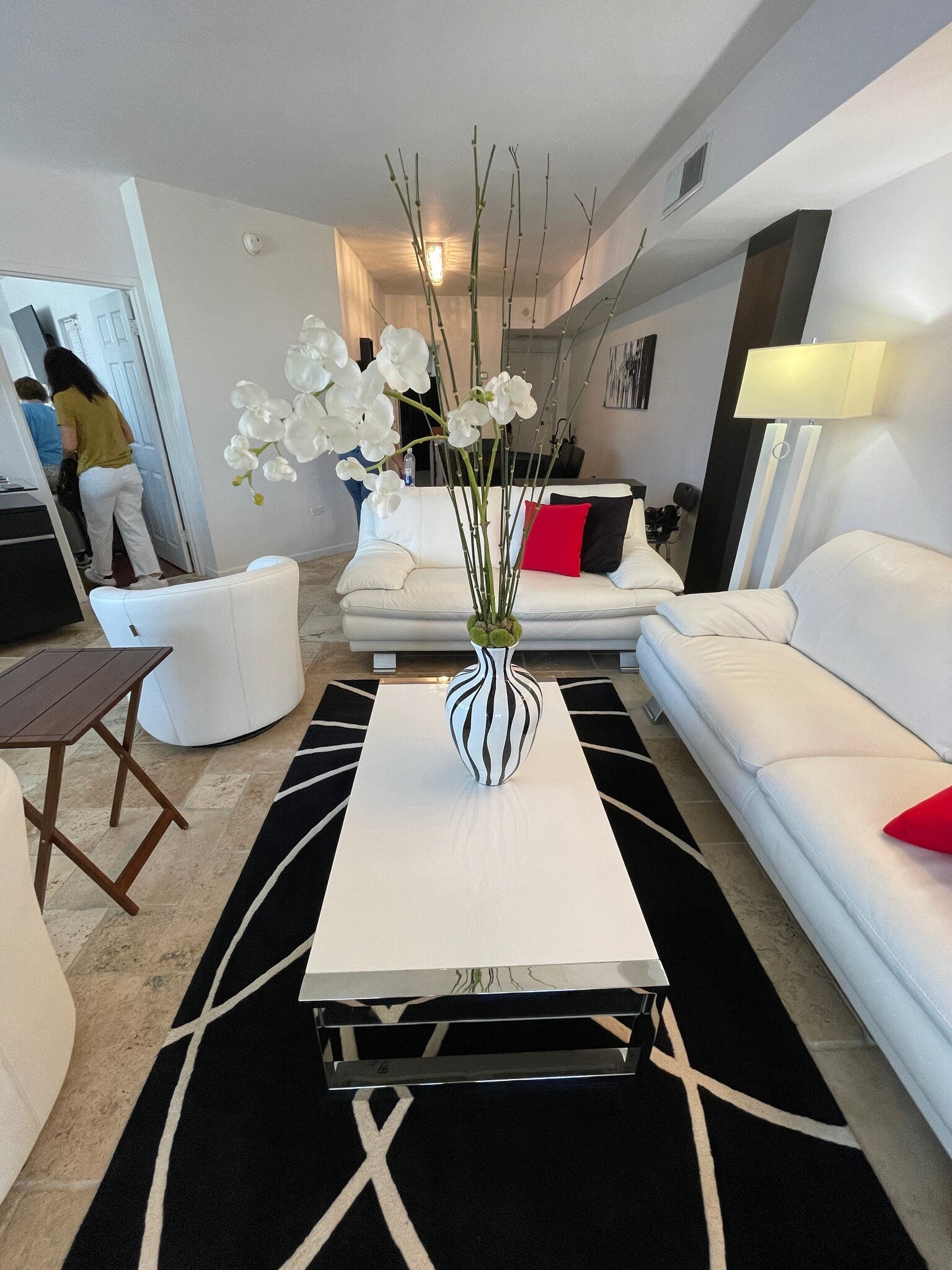 Building Photo - 825 Brickell Bay Dr